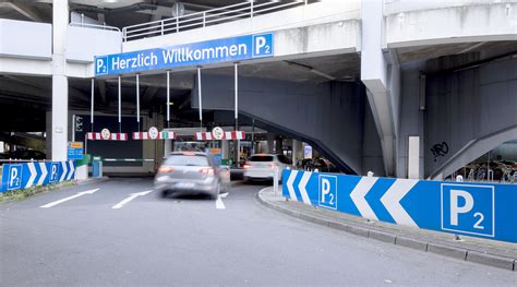 Parking Garage P2 At Düsseldorf Airport