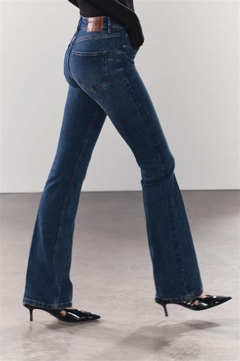 LOW RISE CONTOUR BOOTCUT JEANS ZW COLLECTION In 2024 Blue Shirt