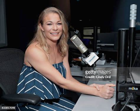 126 Leann Rimes Visits Siriusxm Stock Photos, High-Res Pictures, and ...