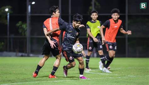 Foto Persija Jakarta Terus Bersiap Jelang Laga Pamungkas Bri Liga