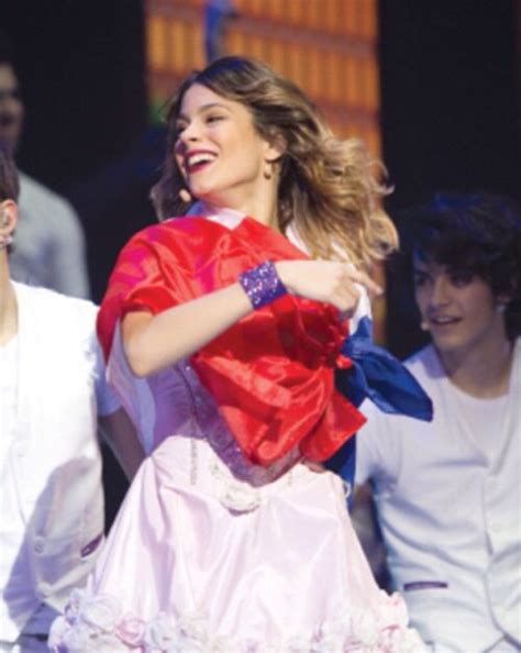 Violetta En Vivo En Francia Women Fashion Style