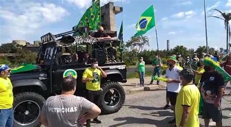 Manifestantes Fazem Ato Em Apoio Ao Governo Bolsonaro Em Sorocaba E