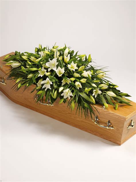 What Are The Flowers On A Casket Called / Pin by Concord Flower Shop on Funerals / Sympathy ...