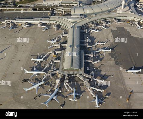 Lester B Pearson International Airport, Toronto, Ontario, Canada Stock Photo - Alamy