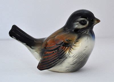 VINTAGE GOEBEL HUMMEL WEST GERMANY BIRD CV 73 SPARROW PORCELAIN