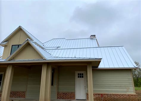 Why Are Snap Lock Standing Seam Metal Roofs So Popular