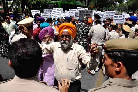 1984 Anti Sikh Riots Victims Protest Against Congress Over Pitrodas Remarks