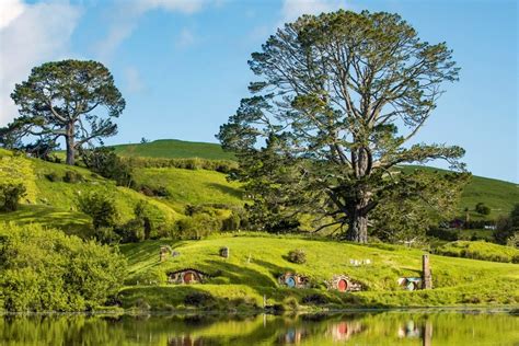 Spend the Night in Hobbiton Thanks to Airbnb - Nerdist