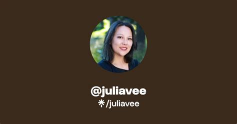 Juliavee Instagram Facebook Tiktok Linktree