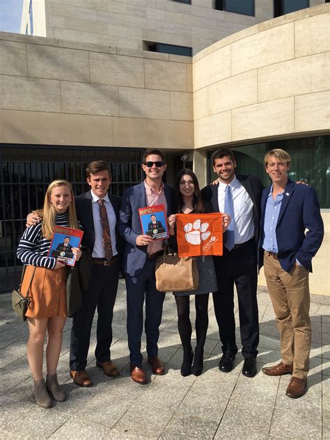 Meet the Tour Guides – Clemson University Tour Guide Association
