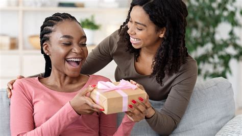 Receiving Gifts Love Language In Relationships