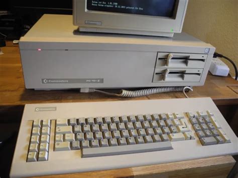 COMMODORE PC10-II / PC10 Retro PC mit Tastatur , aktuell getestet PC 10 ...