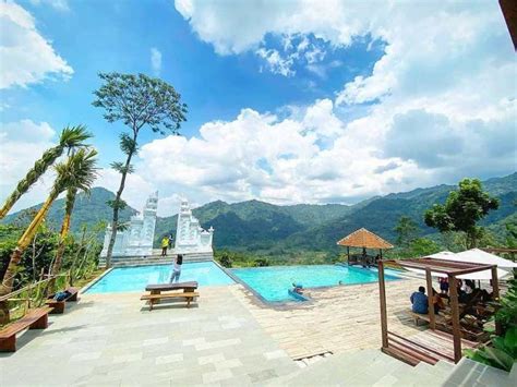 Mandapa Kirana Resort Wisata Di Sentul Bernuansakan Bali