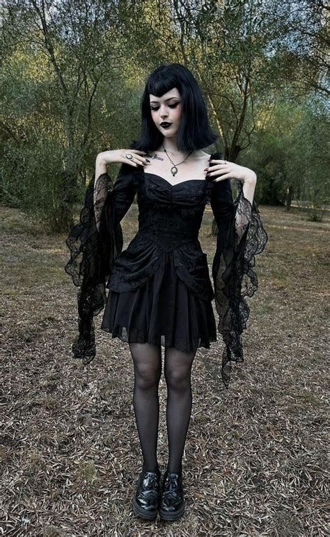 Pin By Sanmy On Ideas De Ropa In 2024 Gothic Outfits Goth Dress Goth Outfits