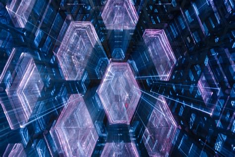 Кристалл смотрит на вас