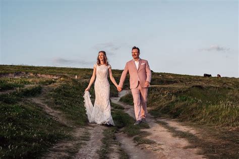 Cliffs of Moher Wedding Photos - Gemma Dunne Photography