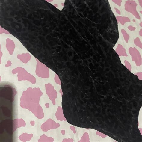 🎀 Y2k Cheetah Print Goth Grunge Aesthetic Velvet Depop