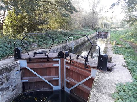 stratford st mary lock  fully restored river stour trust river