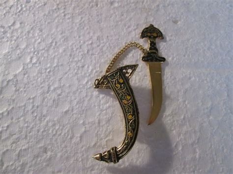 Vintage Curved Sword With Sheath, Gold Enamel Broach … - Gem