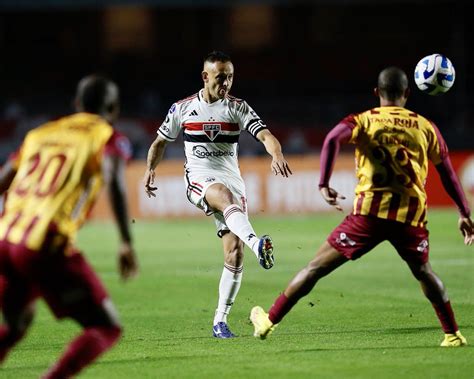 já apresentei meu TCC on Twitter RT SaoPauloFC O Tricolor é o