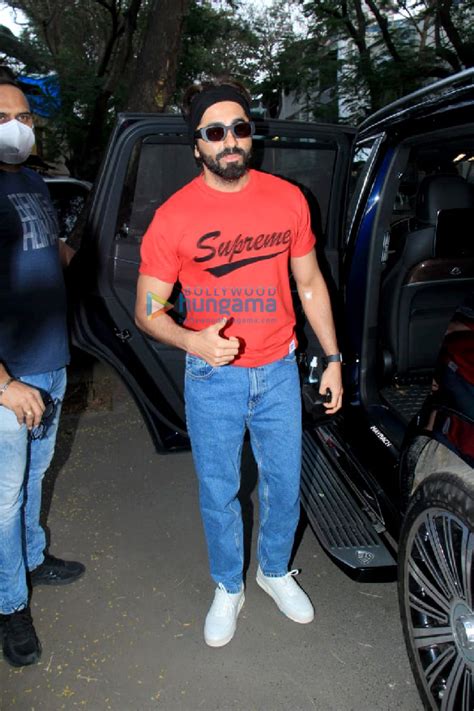 Photos Ayushmann Khurrana Snapped In Andheri Parties Events