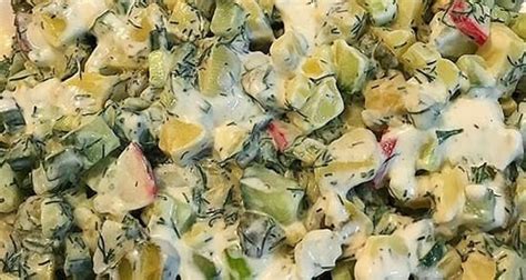 طرز تهیه سالاد سیب زمینی مجلسی و رستورانی با شوید و پیازچه