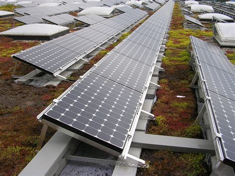 Schutz Ihrer Leitungsführung in Photovoltaikanlagen