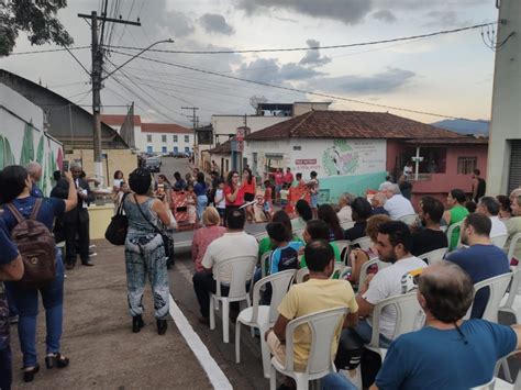 Congonhas Ganha Muro Colorido Por Programa De Educa O Ambiental Da