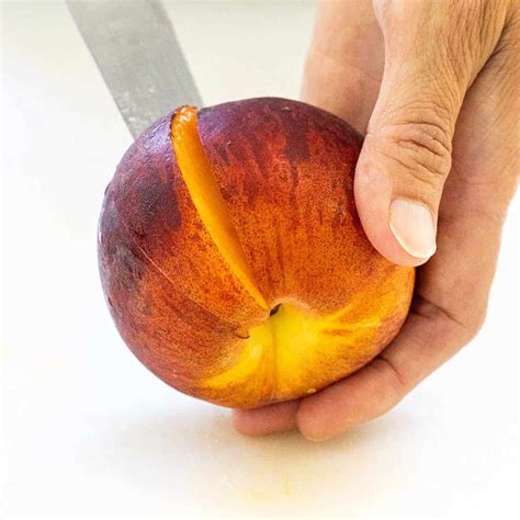 How to Cut a Peach (2-Ways!) - Jessica Gavin