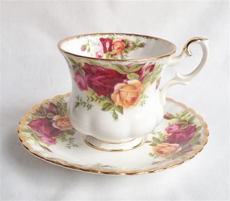 Nivag Crockery Royal Albert Old Country Roses Set Of Coffee Cups