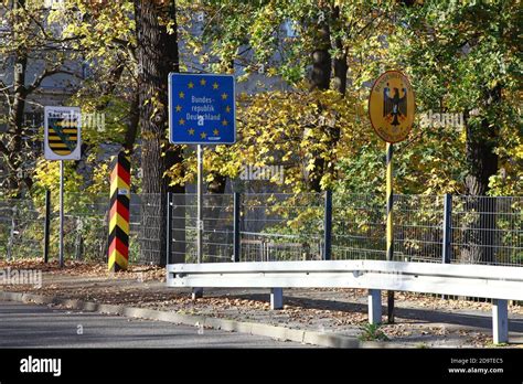 Grenzübergang Stadtbrücke Görlitz Zgorzelec Deutschland Polen border ...