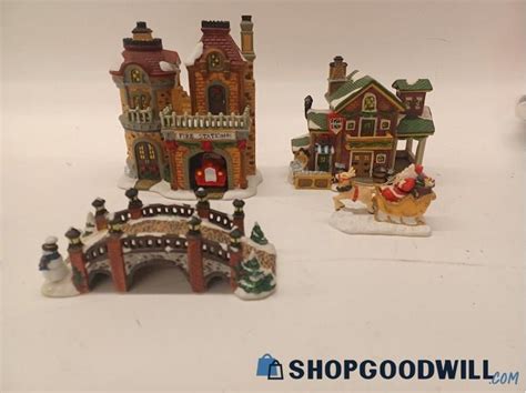 Ceramic Christmas Village Buildings 4Pcs Shopgoodwill