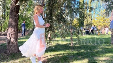 Las Primeras Fotos Del Vestido De Novia De Nicole Neumann Mejor Informado