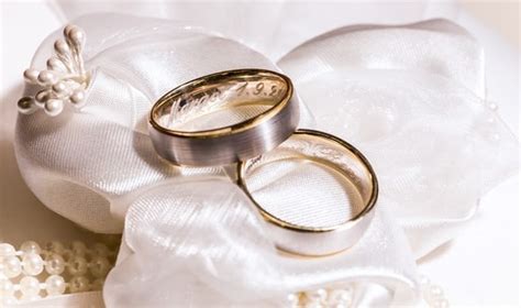 Top Six Engraving Ideas for Your Engagement & Wedding Rings