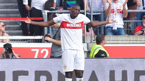 Trotz Begehrlichkeiten Keine Sorgen Um Guirassy Beim VfB Stuttgart