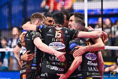 Volley Perugia Vince La Supercoppa Italiana Civitanova Rimontata Da 0