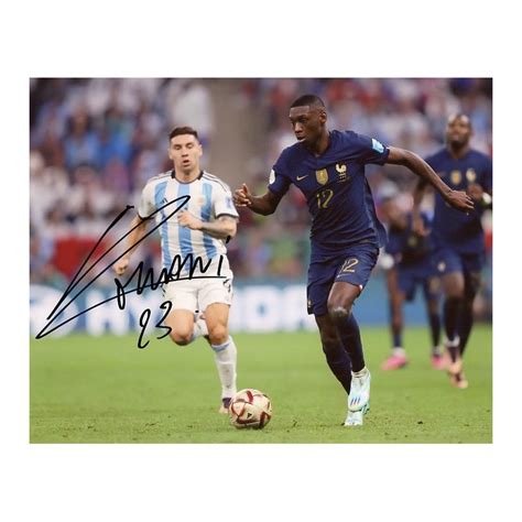 Autographe Kolo Muani Randal Vente Photo D Dicac E Kolo Muani Randal