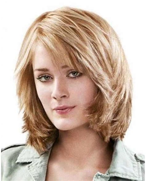 15 Mittellanger Bob mit Pony 2021 Long Bob Frisuren 2021 für Frauen