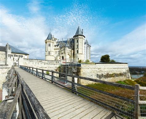 Premium Photo Saumur Castle On Loire River France Spring View