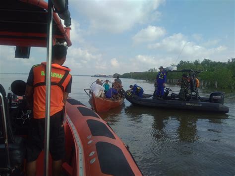 Lost Kontak Kapal Pompong Pengangkut Besi Tua Diduga Tenggelam Di