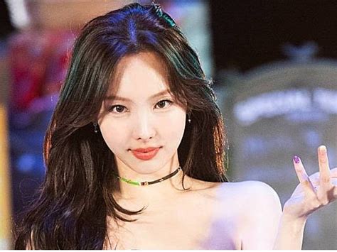 Nayeon TWICE Debut Solo Lewat Mini Album 24 Juni Tagar