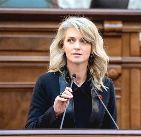 Alina Gorghiu În România sunt milioane de consumatori de droguri şi