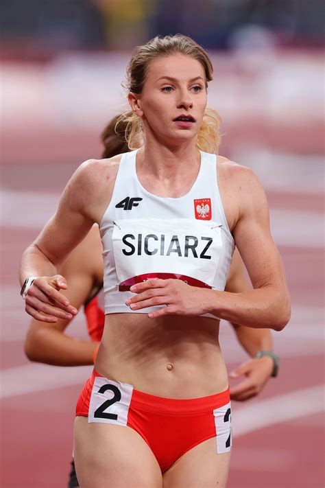 Yelena isinbayeva – Artofit