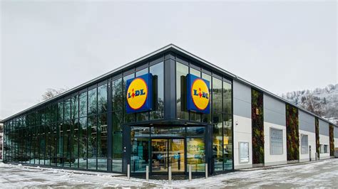 Lidl Er Ffnet Filiale Mit Nachhaltigem Baukonzept Stores Shops