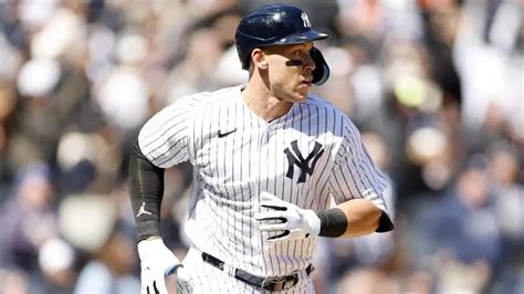 Aaron Judge Mlb Judge Estren Su Capitan A A Lo Grande Y Yankees