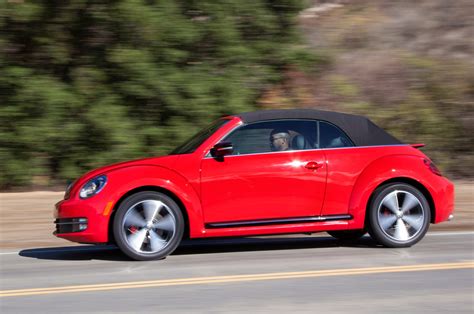 2013 Volkswagen Beetle GSR And R Line Convertible First Look