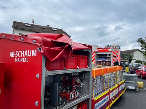 Dachstuhlbrand Menschenleben In Gefahr Eins Tze Freiwillige