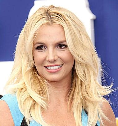 Ex marido de Britney Spears é preso após invadir seu casamento