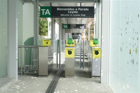 Control De Acceso De Pasajeros De Transporte Masivo Tranv A De Ayacucho