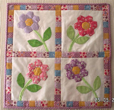 It S Fun To Sew Small With These Miniature Quilt Patterns Miniature Quilts Quilts Doll Quilt